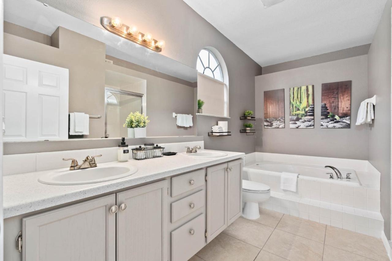 Charming W Pool Bay Point Near *